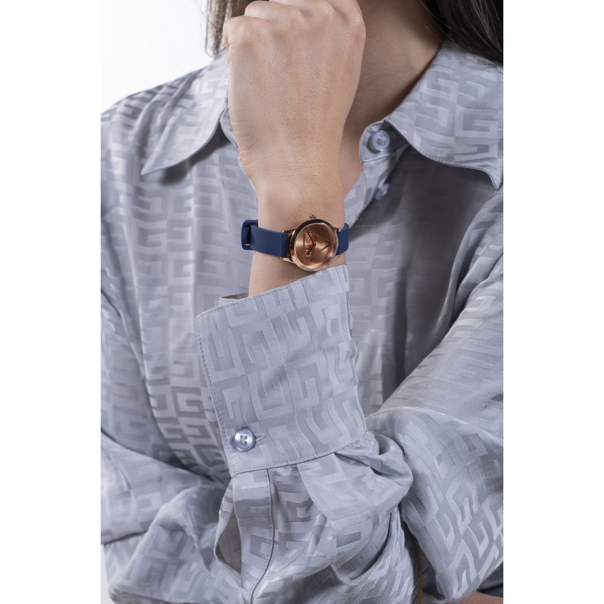 Reloj Guess Mujer Lolita. Silicona Azul GW0453L1 - Imagen 4