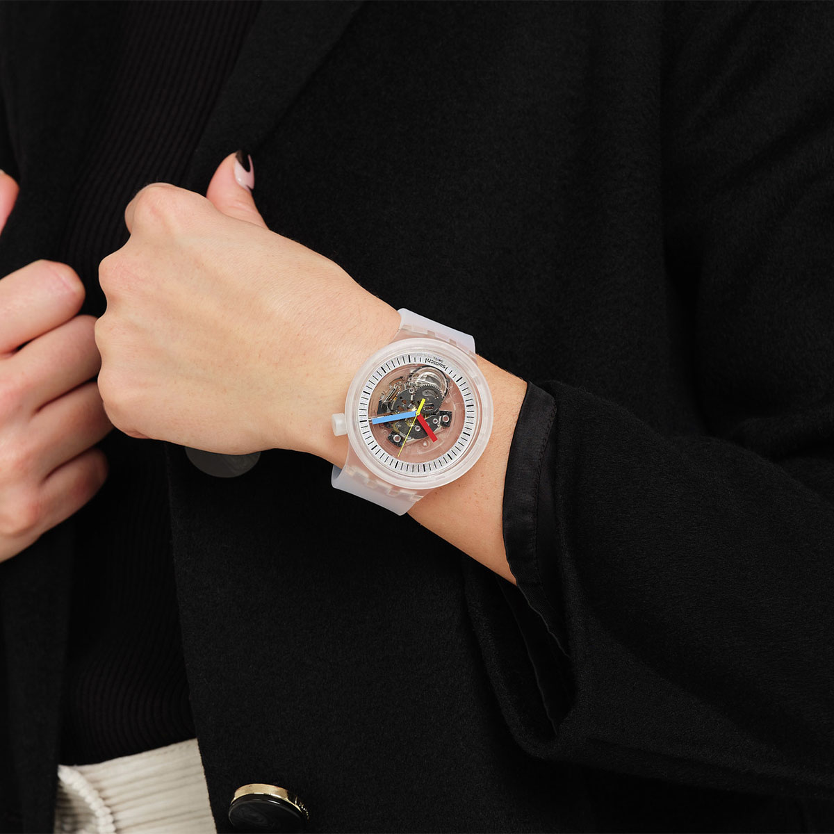 Reloj Swatch Unisex Clearly Bold. Silicona Transparente SB01K100 - Imagen 3