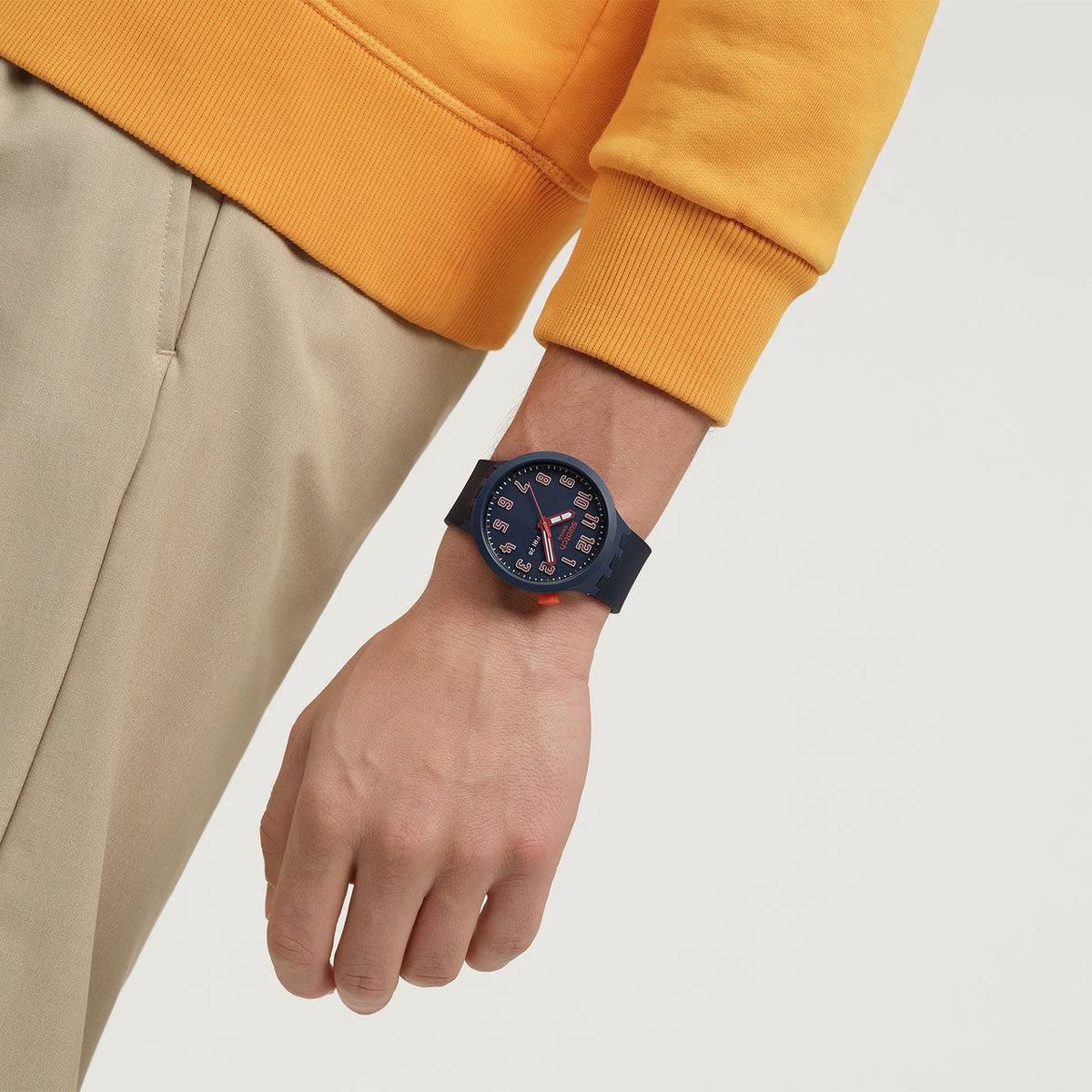 Reloj Swatch Unisex Essentially Confident. Silicona Azul SB01S700 - Imagen 4
