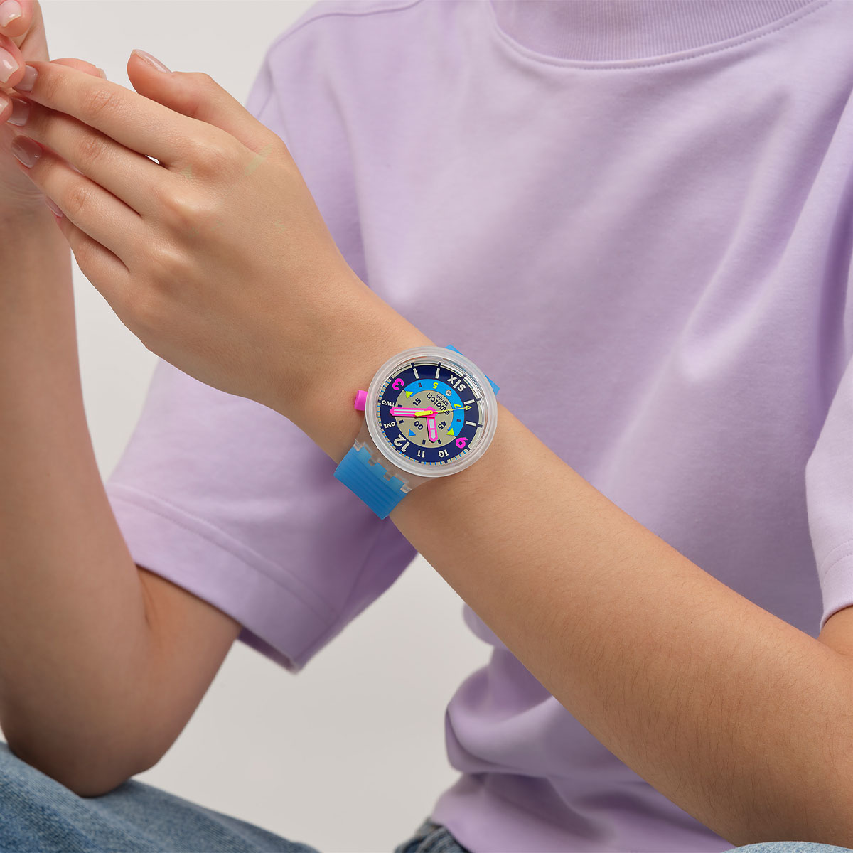 Reloj Swatch Unisex Neon Hielo. Silicona Azul SB01K400 - Imagen 3