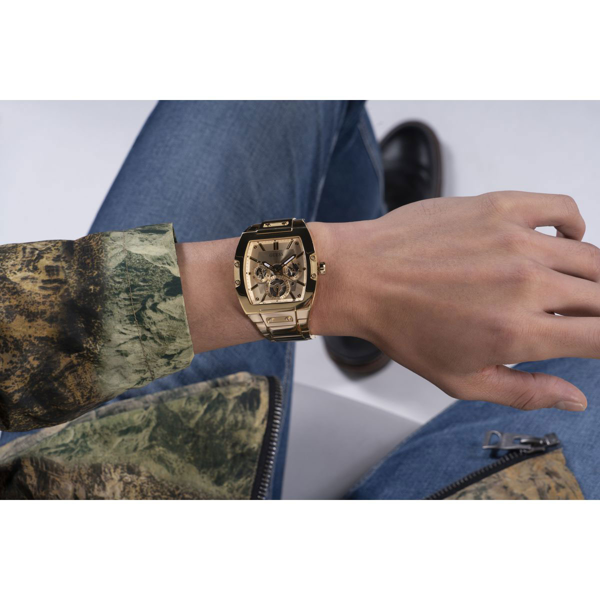 Reloj Guess Hombre Phoenix. Acero Inoxidable Dorado GW0456G2 - Imagen 4